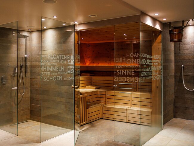 Relaxation and wellness in the three-star hotel in Sölden Relaxation and wellness in the three-star hotel in Sölden
